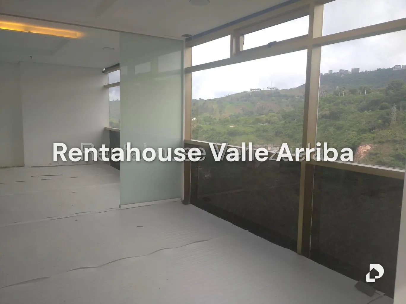 Local comercial en Macaracuay, Caracas – 11