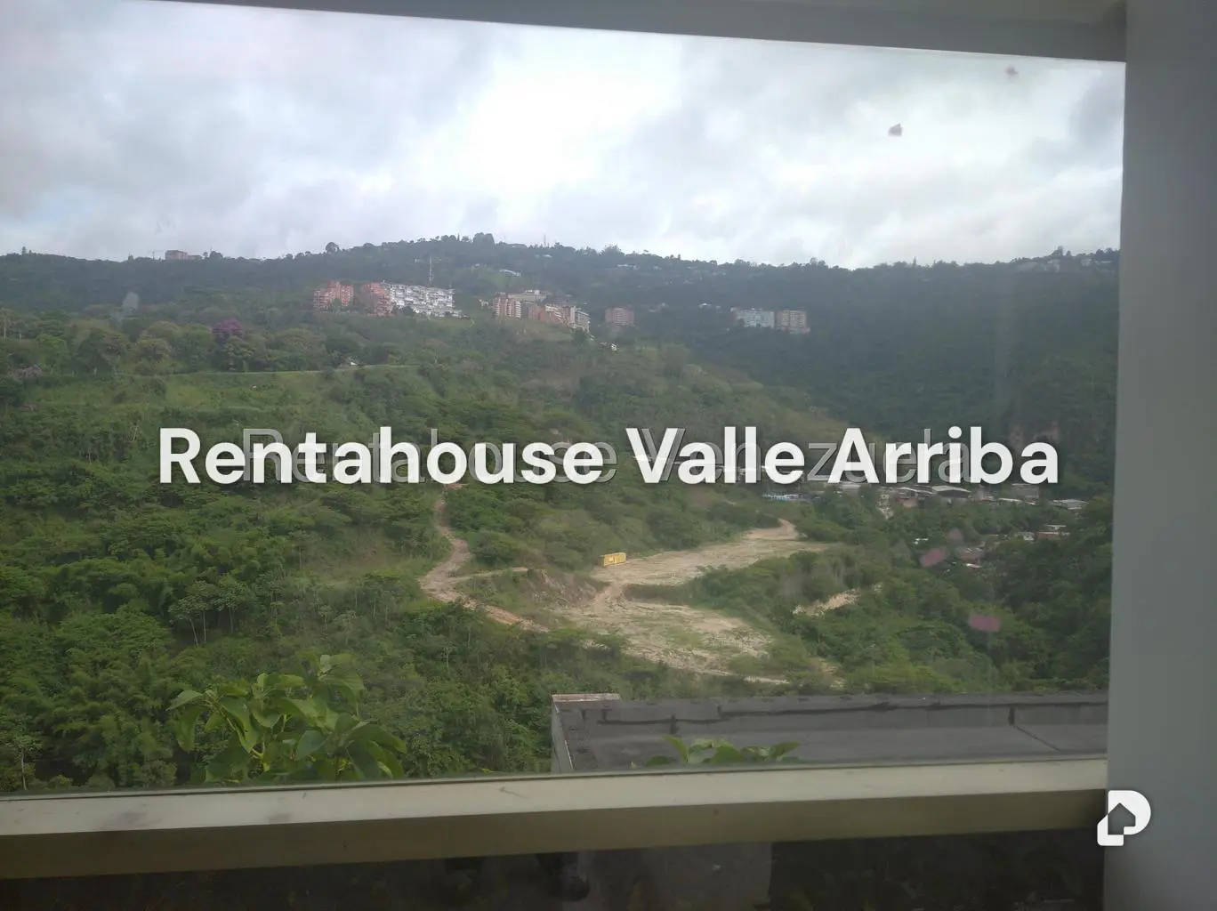 Local comercial en Macaracuay, Caracas – 19