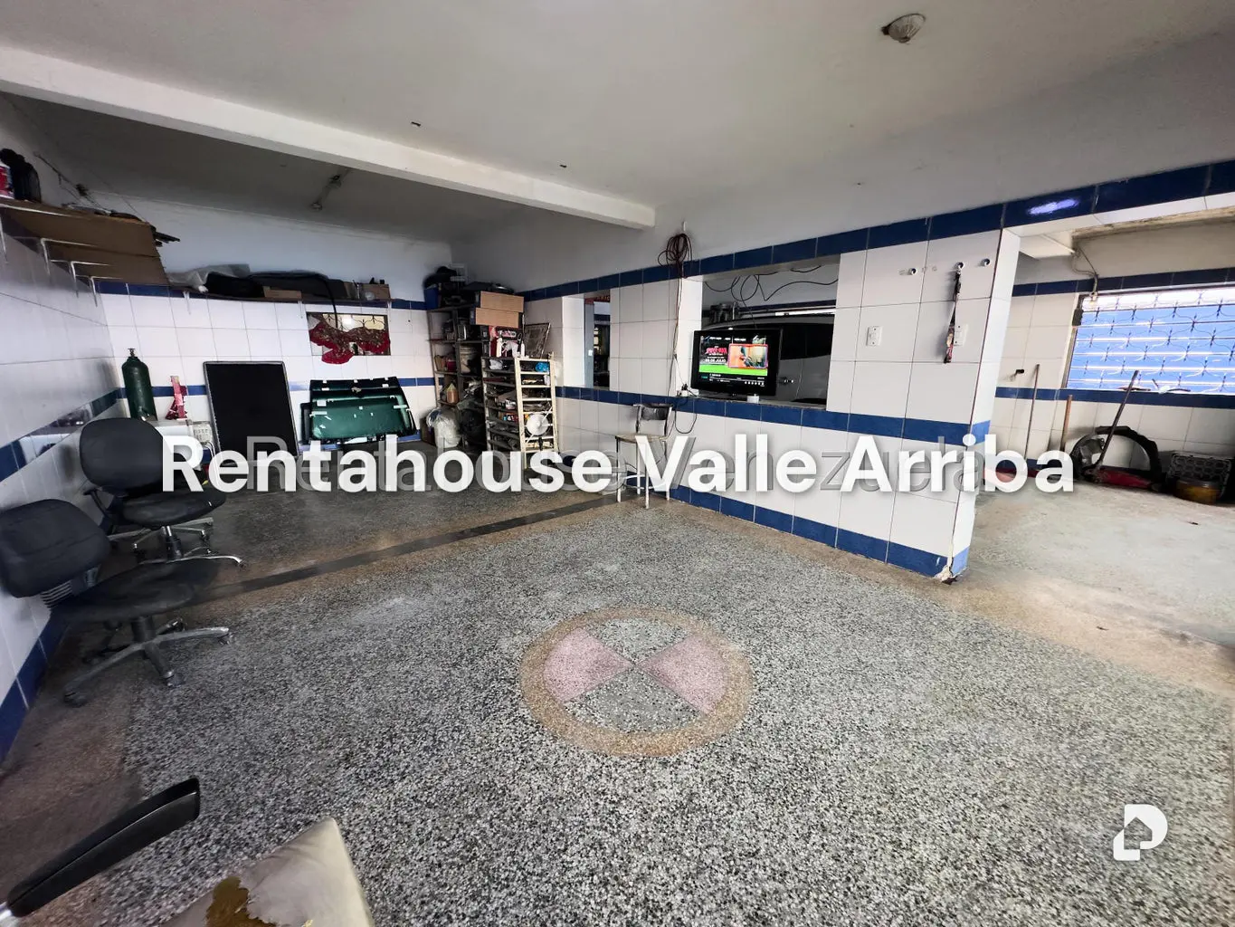 Local comercial en El Bosque, Caracas – 12
