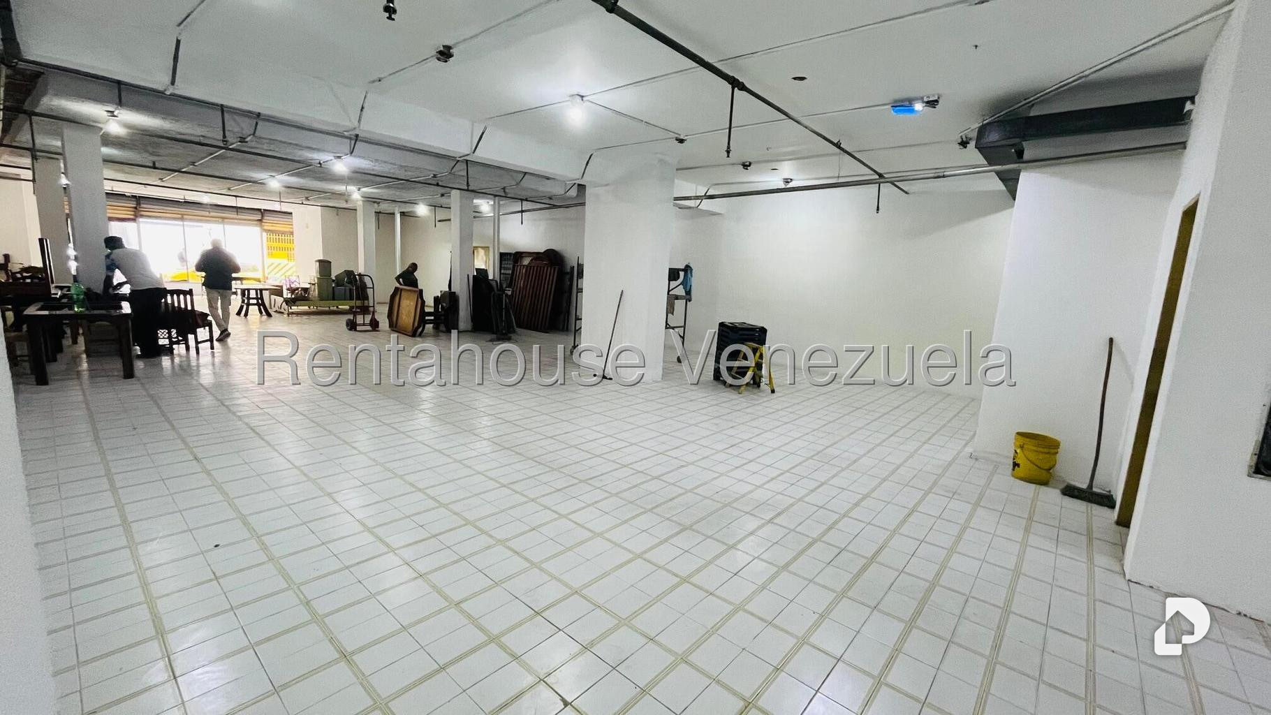 Local comercial en Parroquia La Candelaria, Caracas – 7