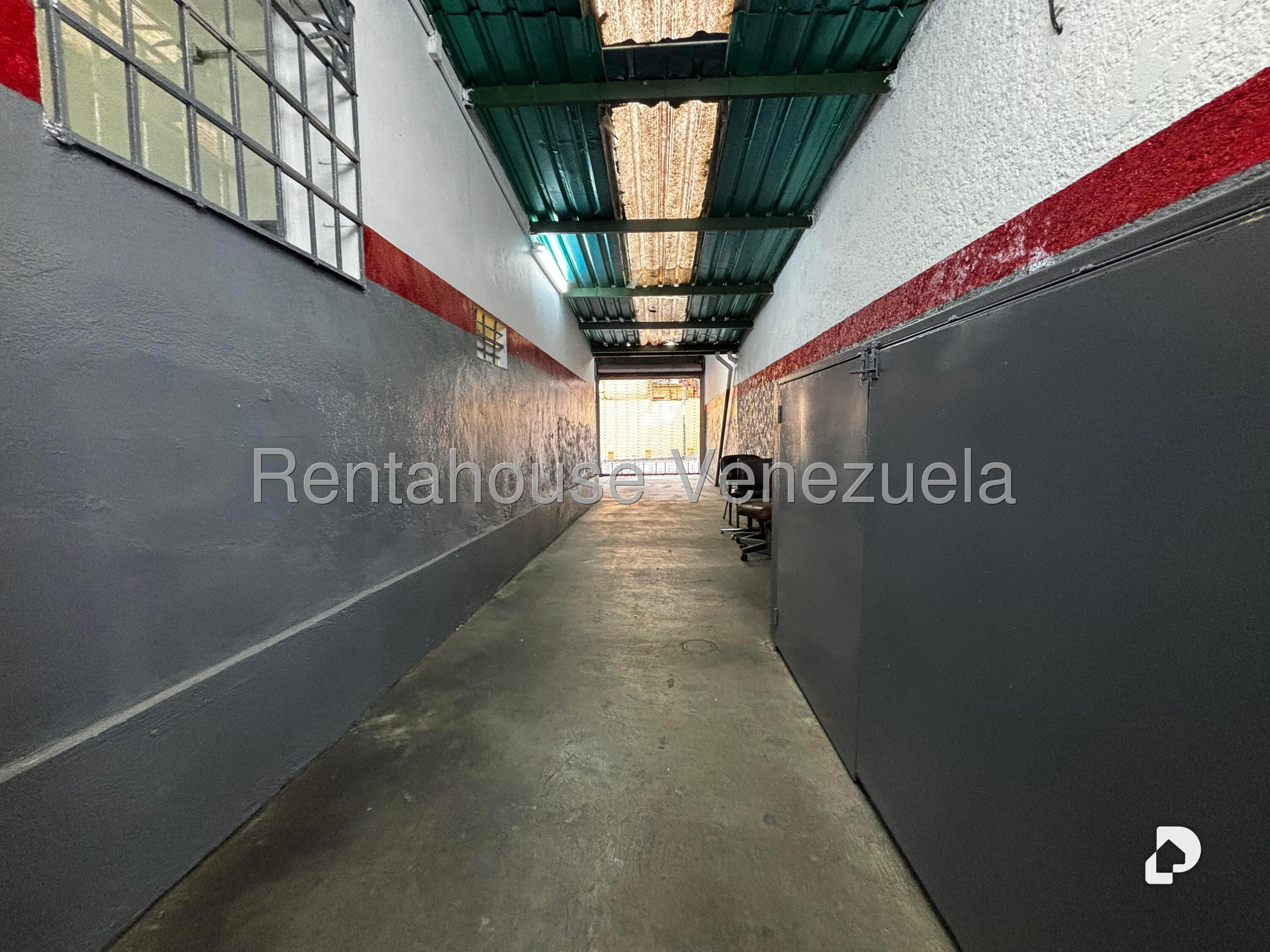 Local comercial en Los Caobos, Caracas – 27
