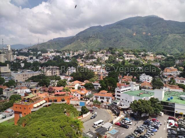Apartamento en La Florida, Caracas – 29
