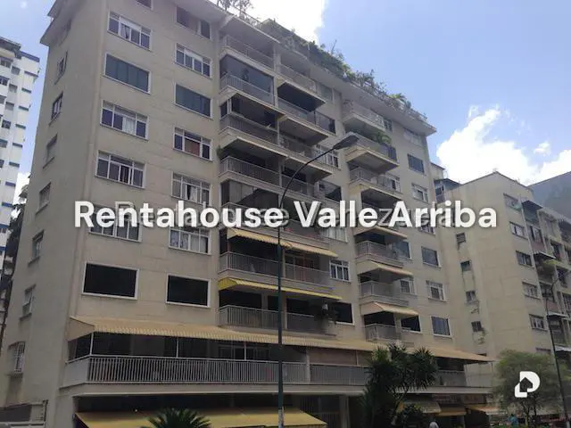 Apartamento en Los Palos Grandes, Caracas – 17