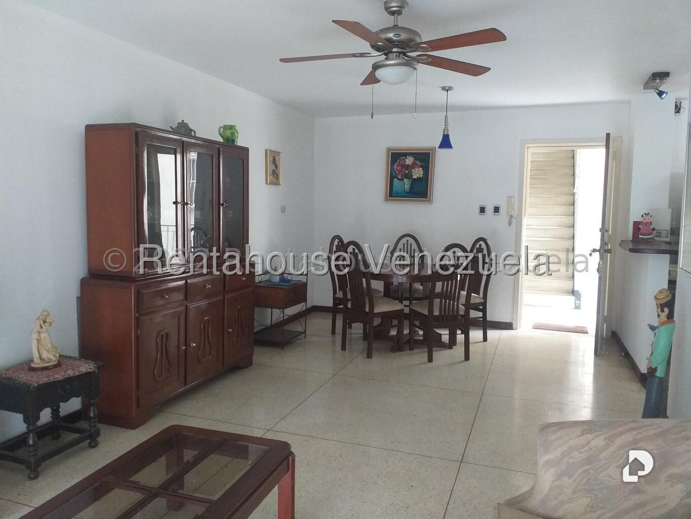 Apartamento en Los Palos Grandes, Caracas – 3