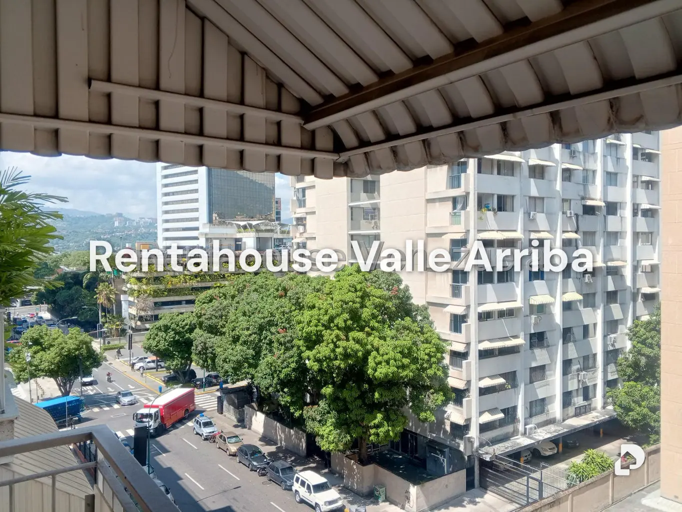 Apartamento en Los Palos Grandes, Caracas – 15
