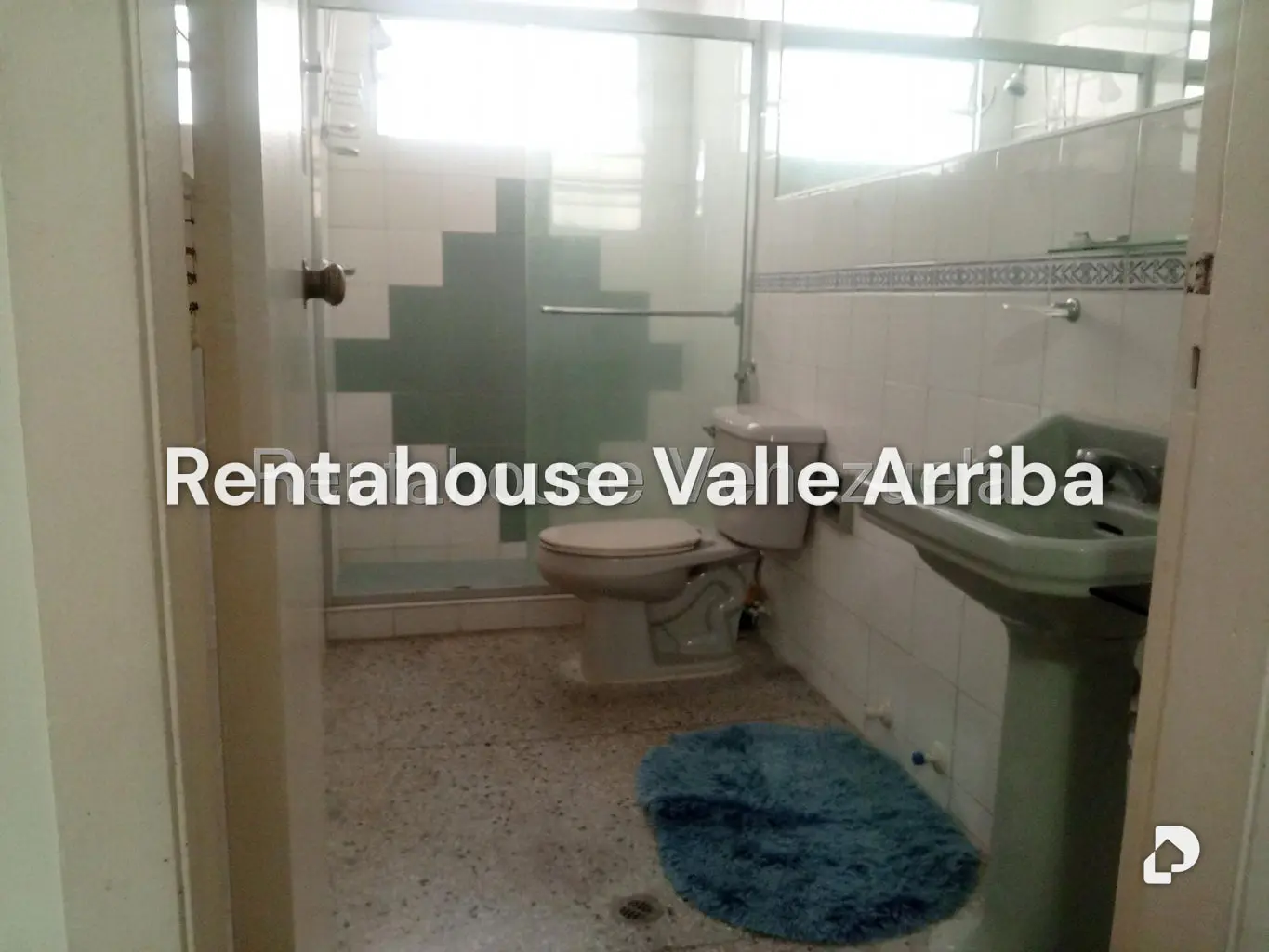 Apartamento en Los Palos Grandes, Caracas – 13