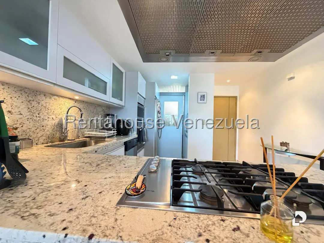 Apartamento en Lomas del Sol, Caracas