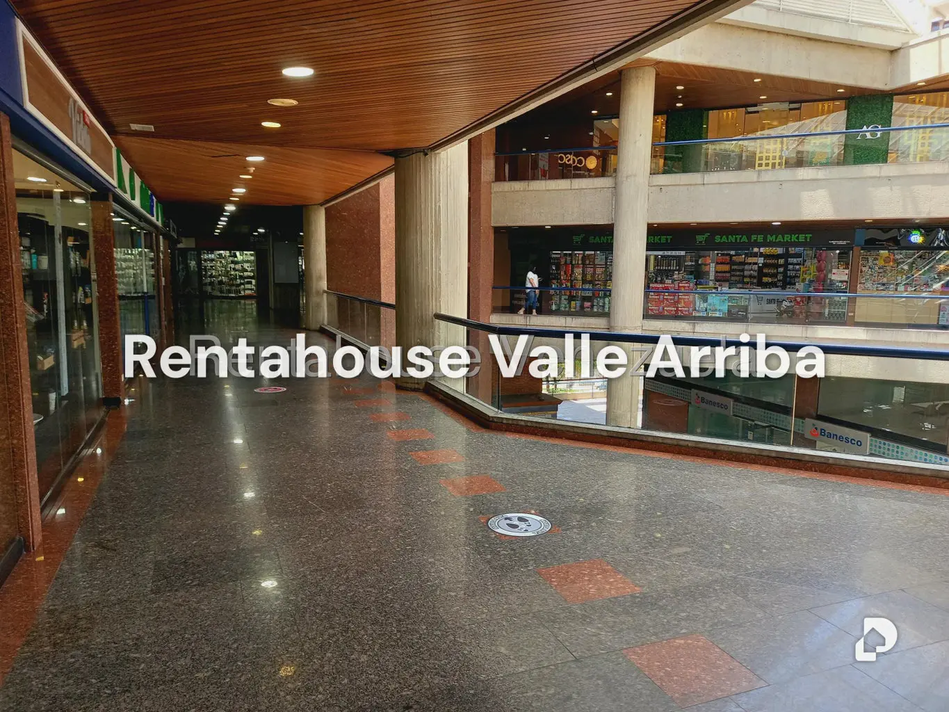 Local comercial en Santa Fe Norte, Caracas – 12