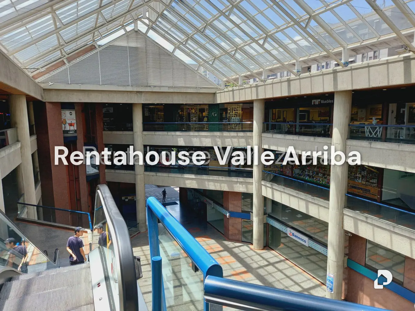 Local comercial en Santa Fe Norte, Caracas – 13