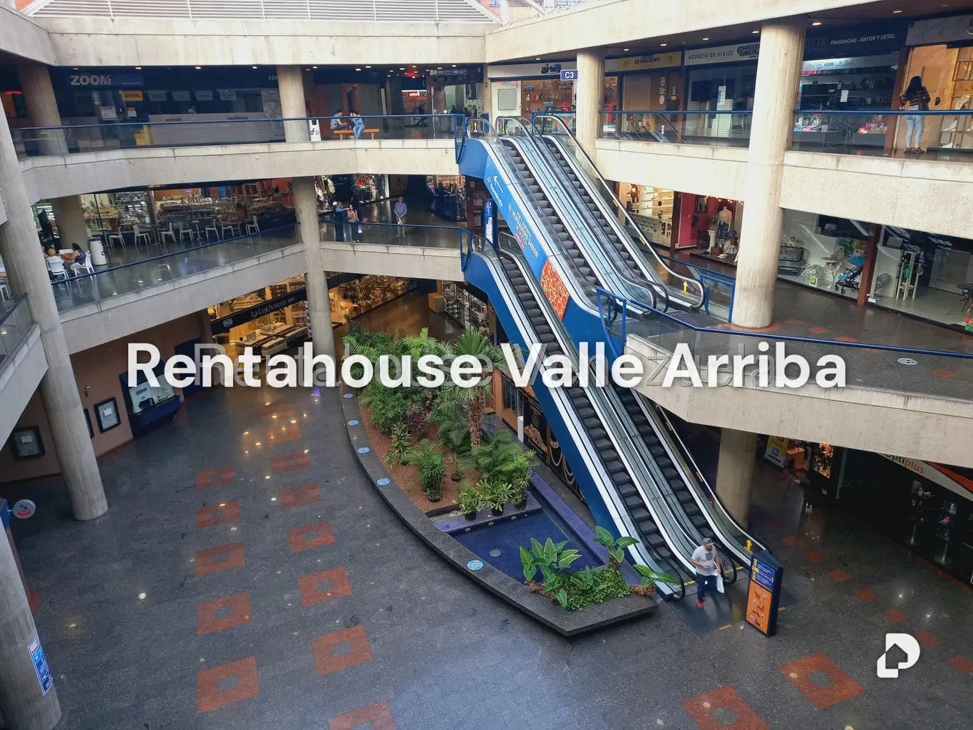 Local comercial en Santa Fe Norte, Caracas – 22