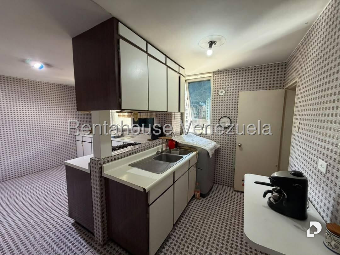 Apartamento en La Florida, Caracas – 19