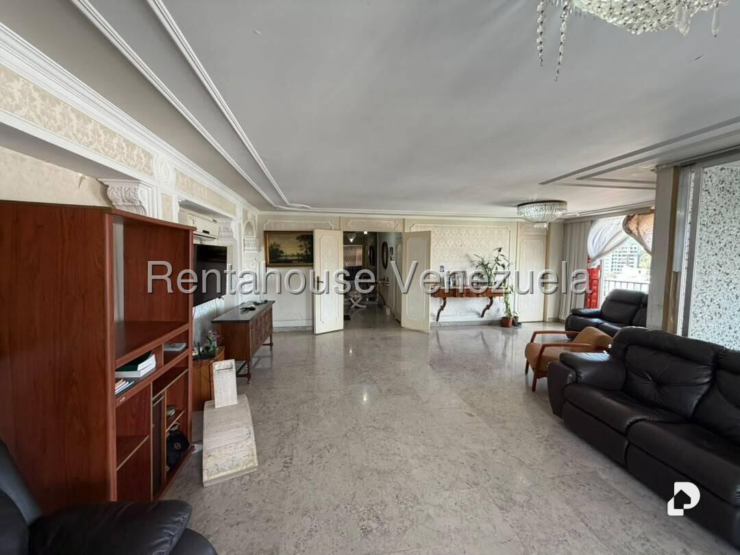 Apartamento en La Florida, Caracas – 5