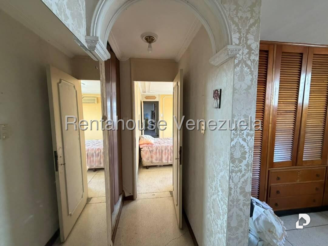 Apartamento en La Florida, Caracas – 29