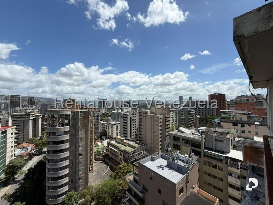 Apartamento en La Florida, Caracas – 22
