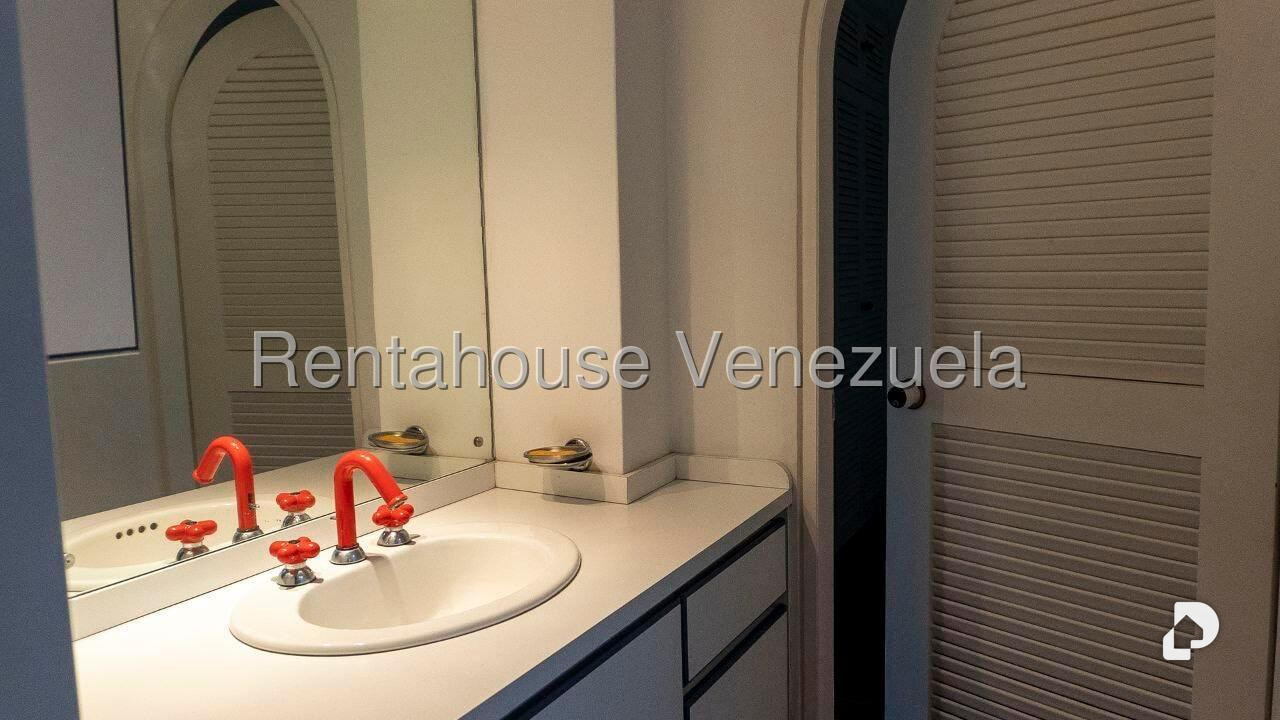 Casa en El Peñón, Caracas – 28