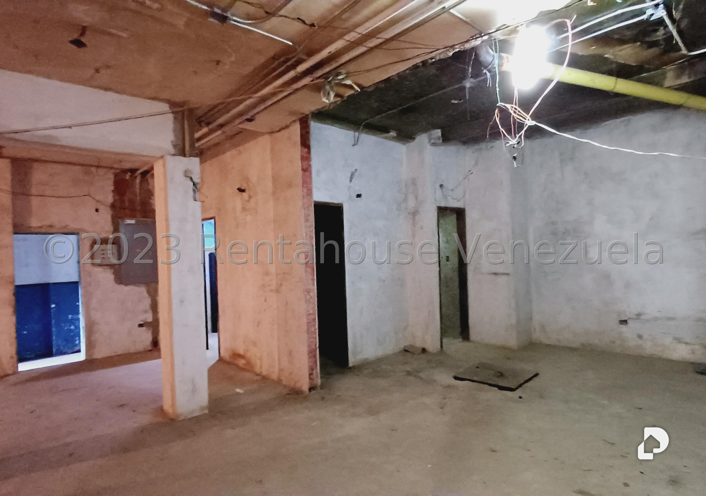 Edificio en La Candelaria, Caracas