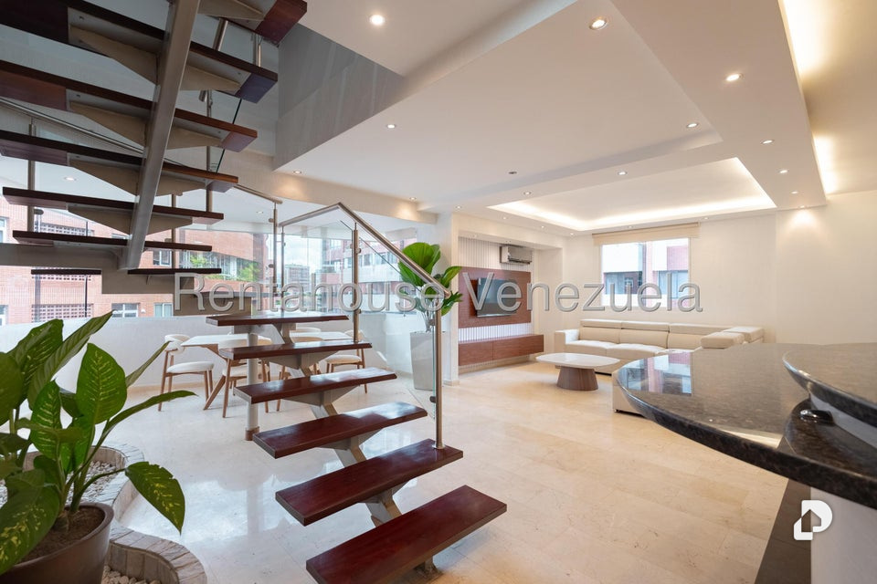 Apartamento en Campo Alegre, Caracas – 2