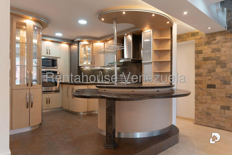 Apartamento en Campo Alegre, Caracas – 10