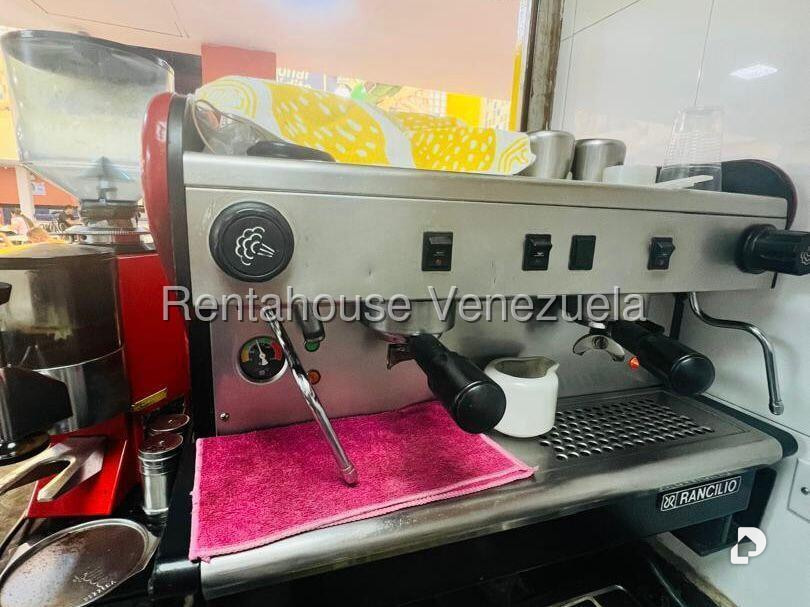 Local comercial en Parroquia La Candelaria, Caracas – 3