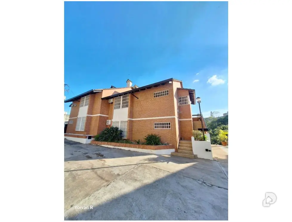 Apartamento en El Picacho, Altos Mirandinos – 20