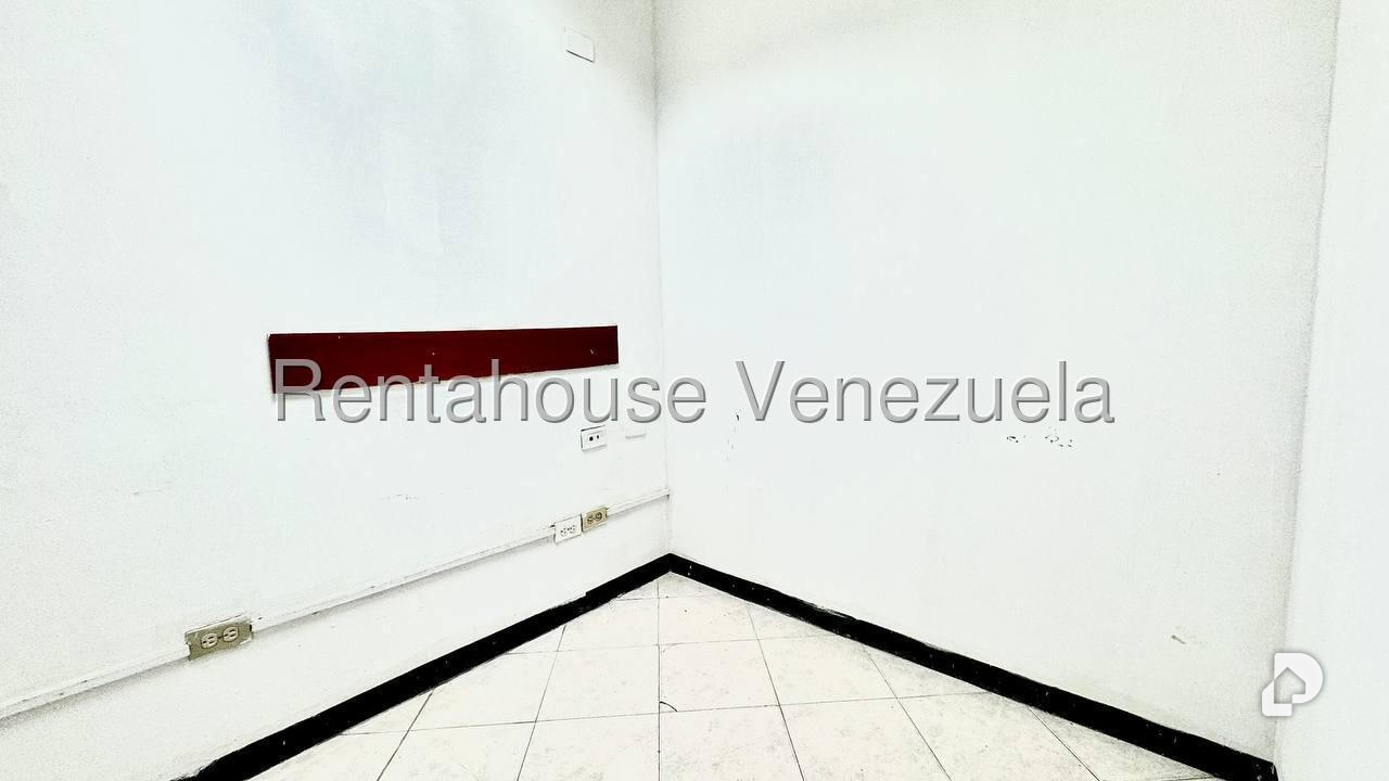 Local comercial en Bello Monte, Caracas – 10