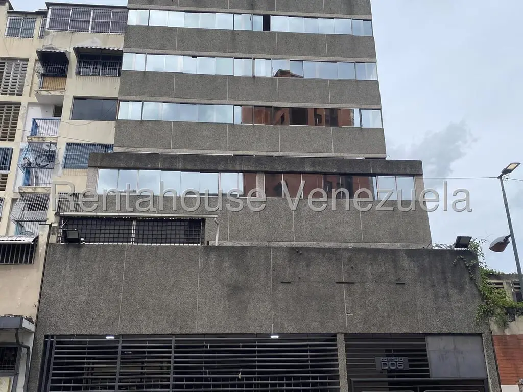 Local comercial en Bello Monte, Caracas - 1