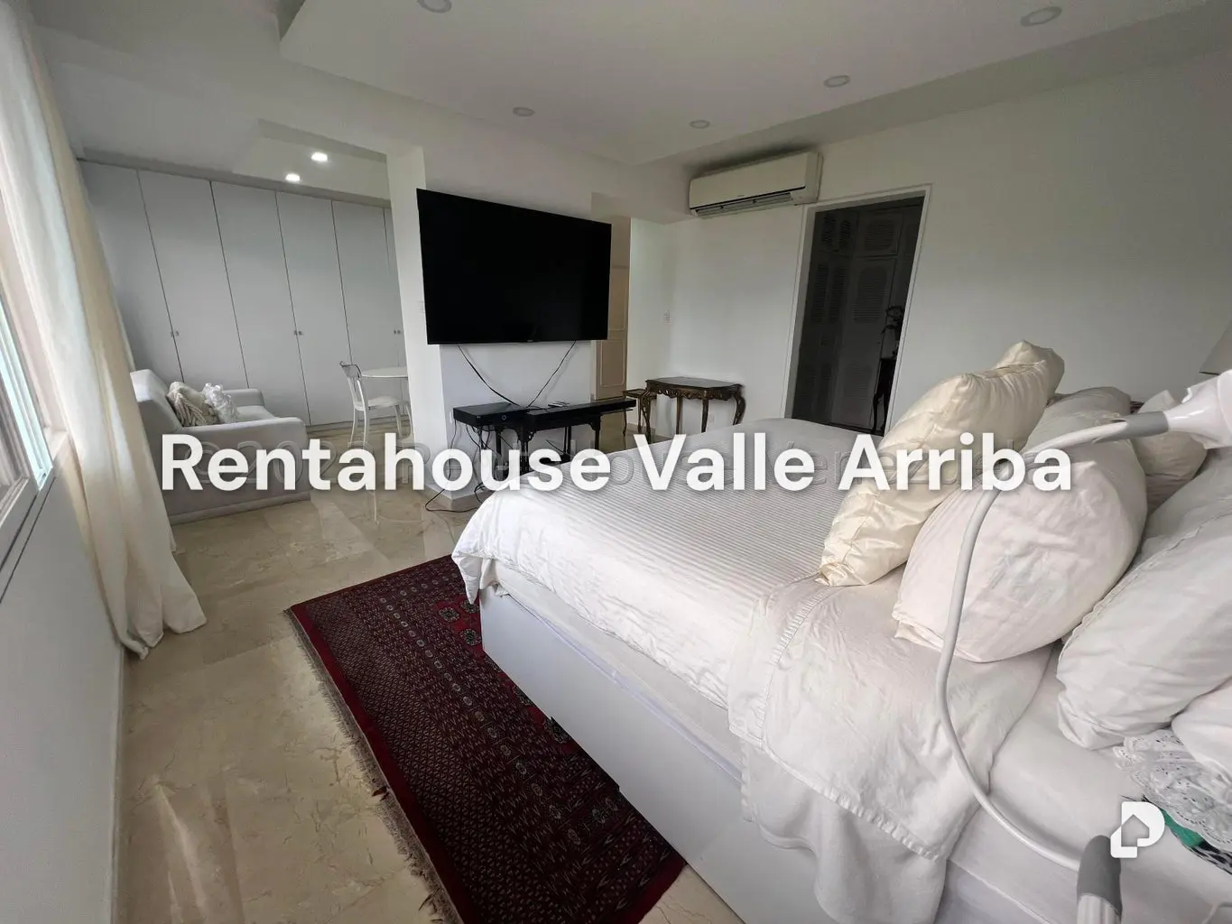 Apartamento en Las Mesetas de Santa Rosa de Lima, Caracas – 24