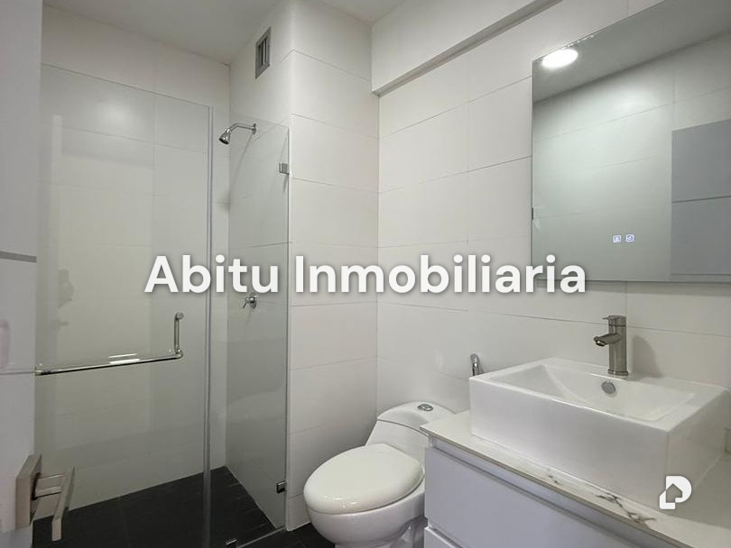 Apartamento en La Boyera, Caracas – 18