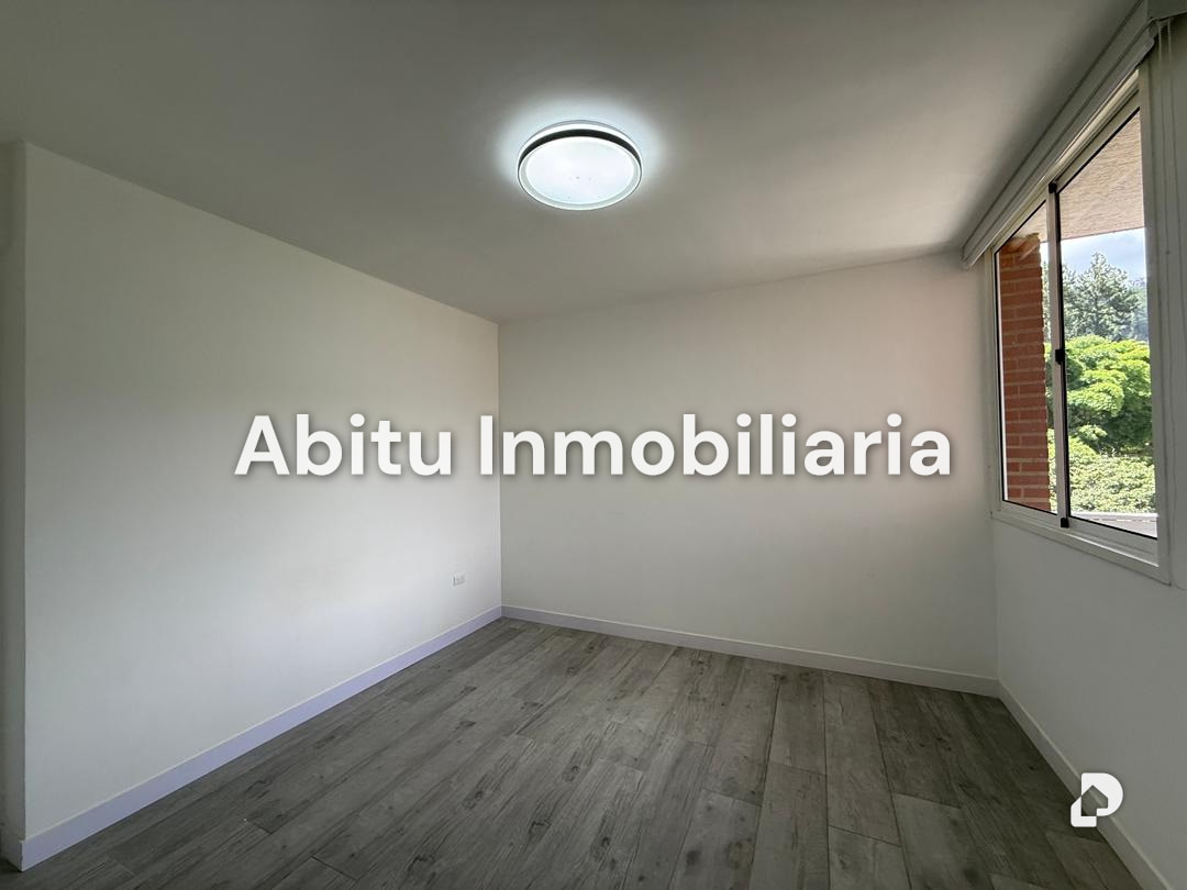 Apartamento en La Boyera, Caracas – 16