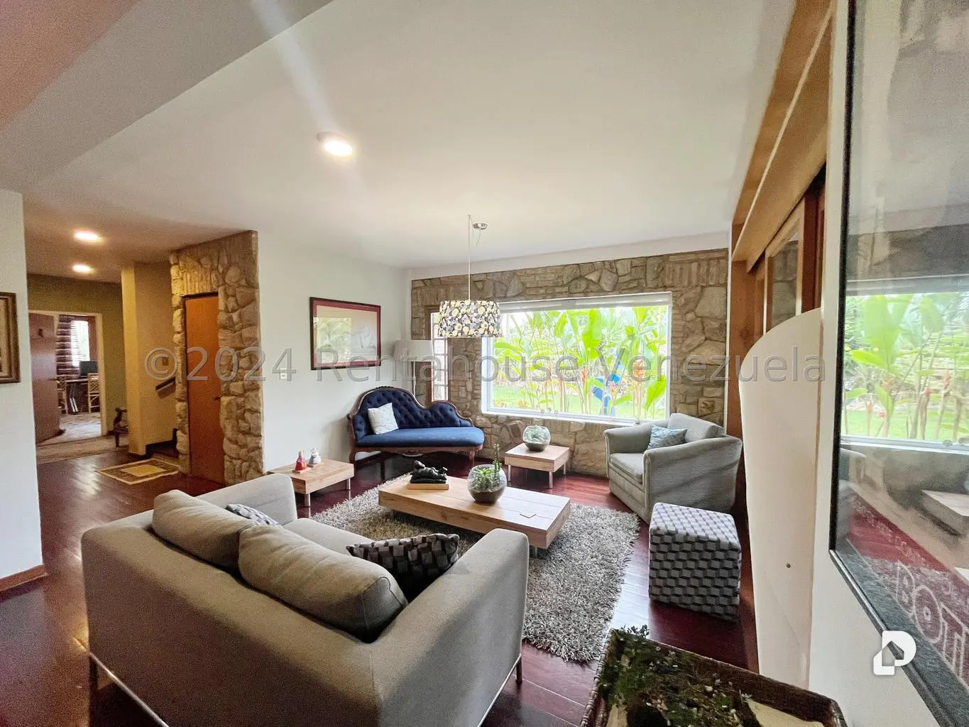 Casa en Oripoto, Caracas – 17