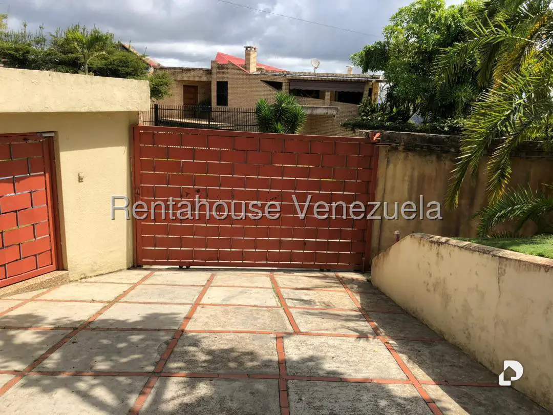 House in Monte Elena, Caracas – 32