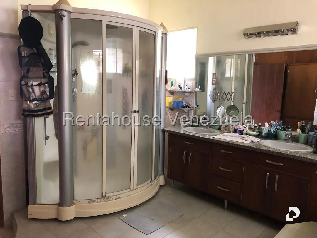 House in Monte Elena, Caracas – 20