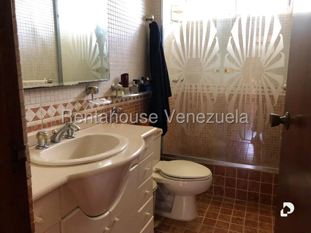 House in Monte Elena, Caracas – 16