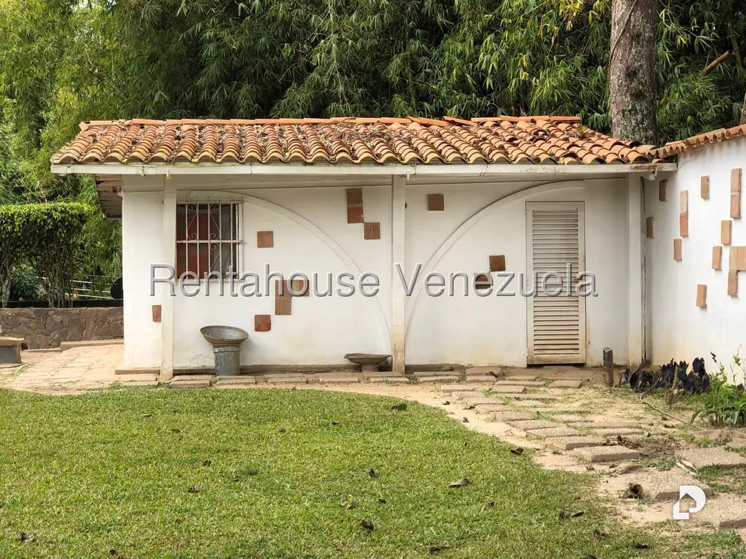 House in Monte Elena, Caracas – 29