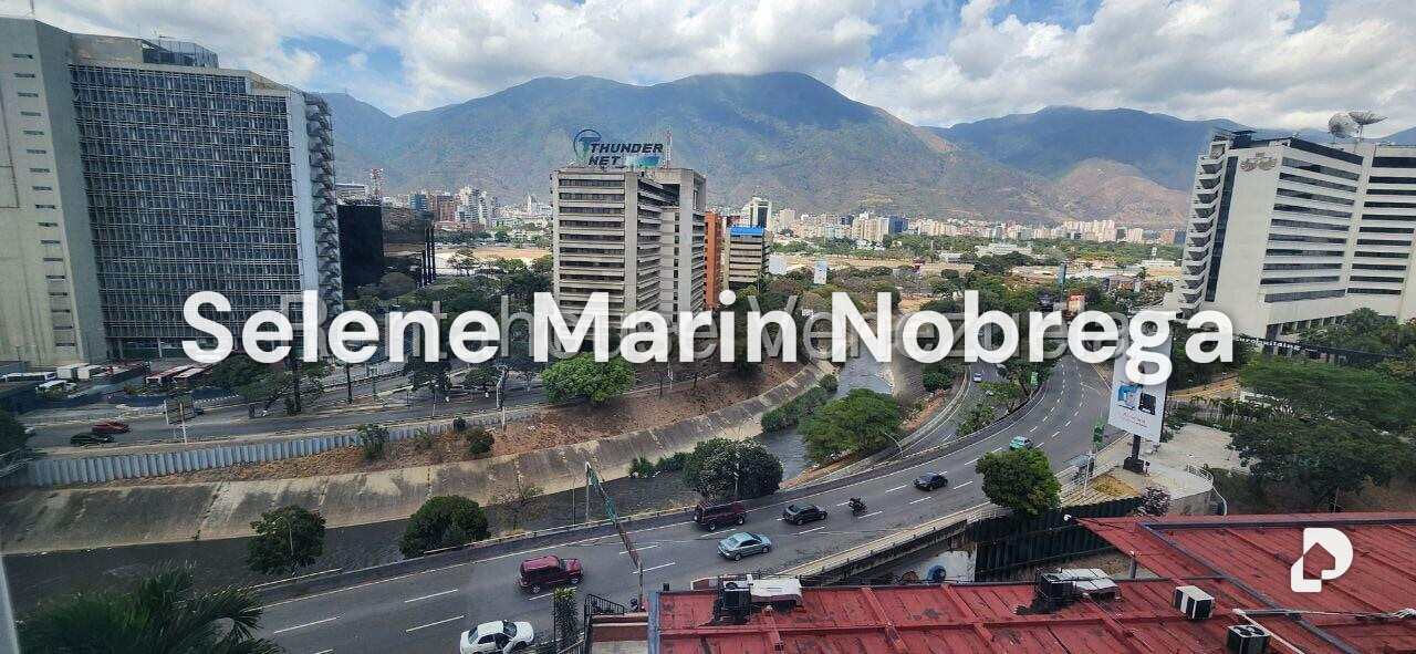 Apartamento en Lomas de Las Mercedes, Caracas – 19