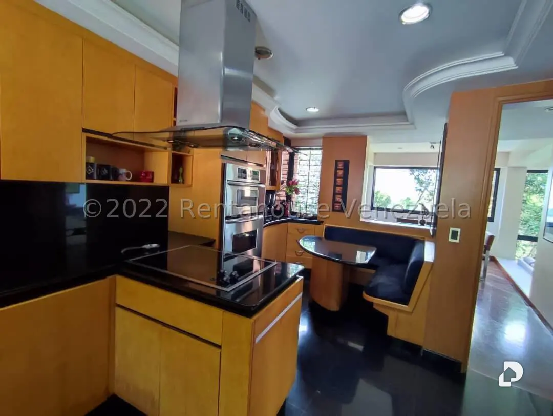 Casa en Los Guayabitos, Caracas – 19