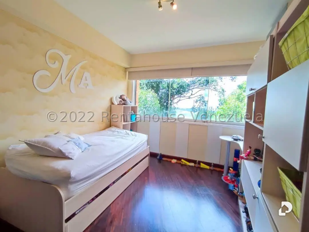 Casa en Los Guayabitos, Caracas – 31