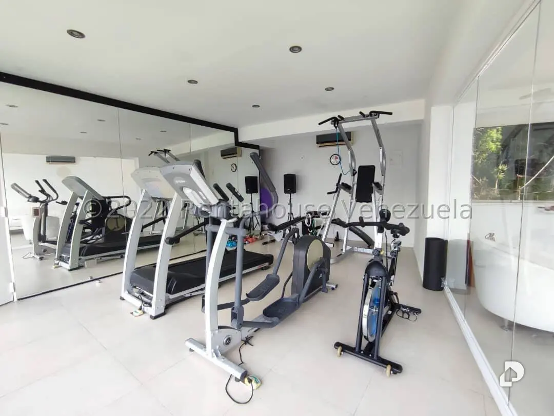 Casa en Los Guayabitos, Caracas – 54