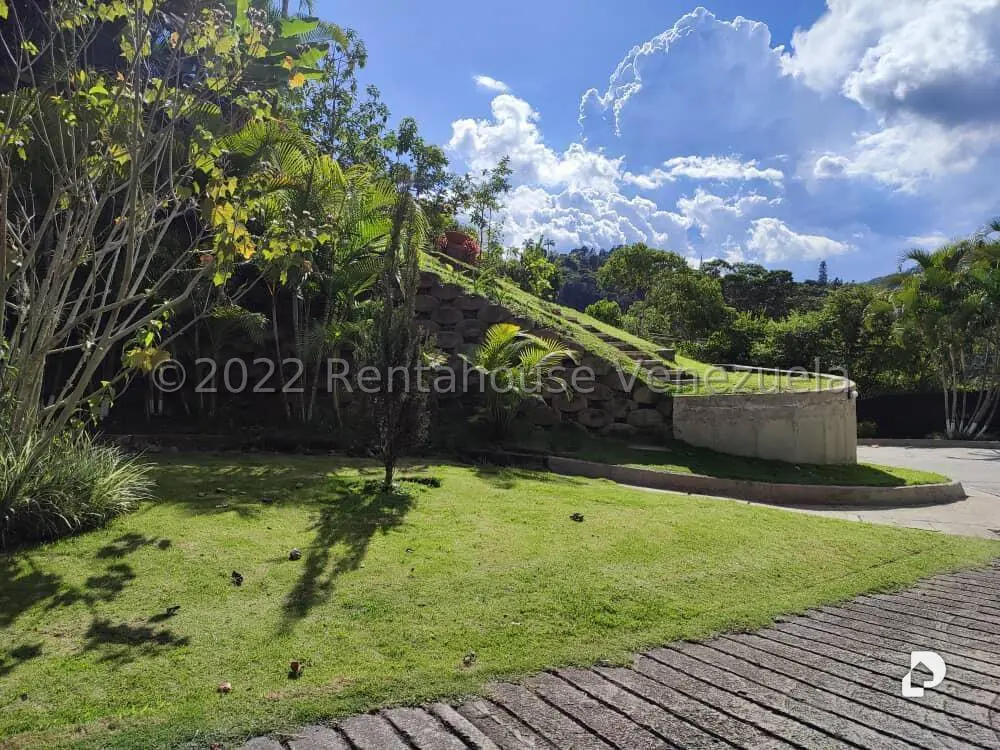 Casa en Los Guayabitos, Caracas – 3