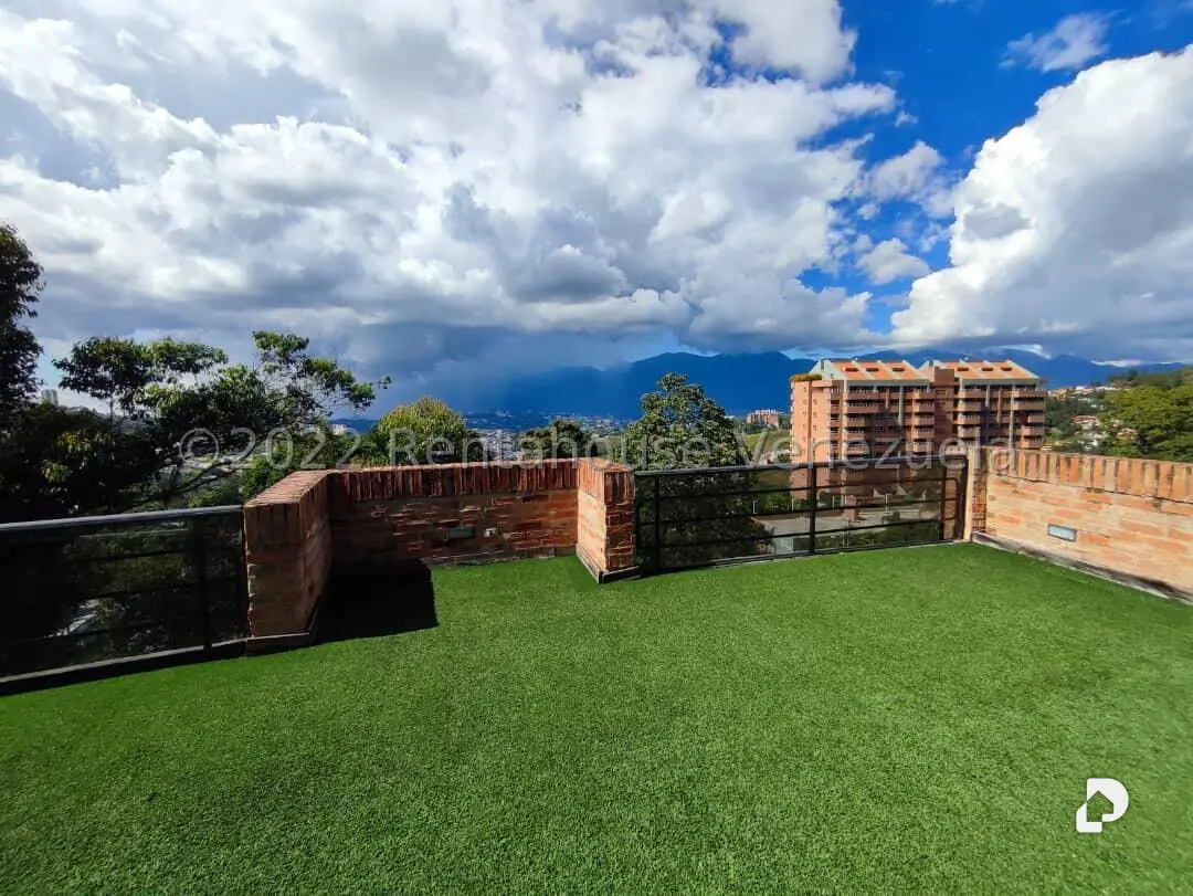 Casa en Los Guayabitos, Caracas – 51