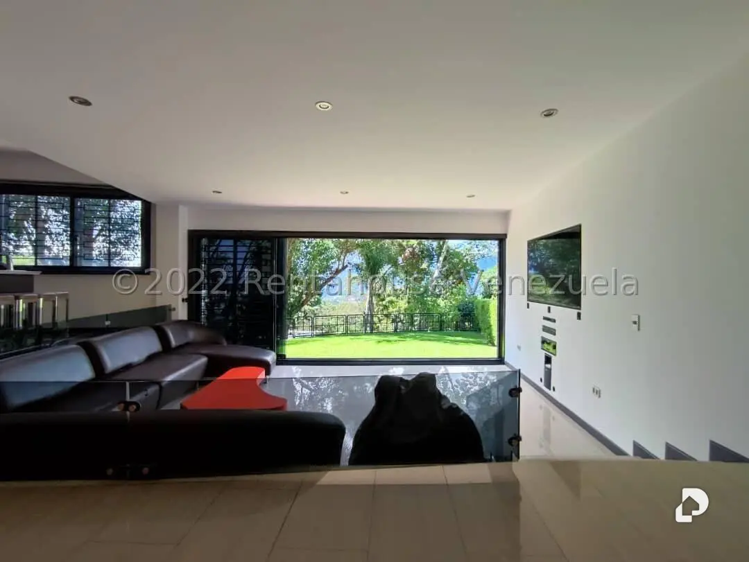 Casa en Los Guayabitos, Caracas – 36