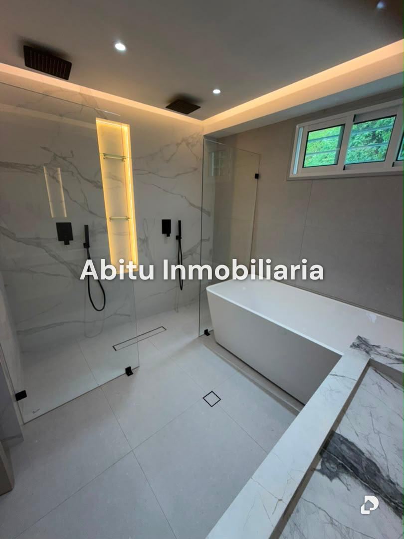 Apartamento en Lomas de Chuao, Caracas – 18