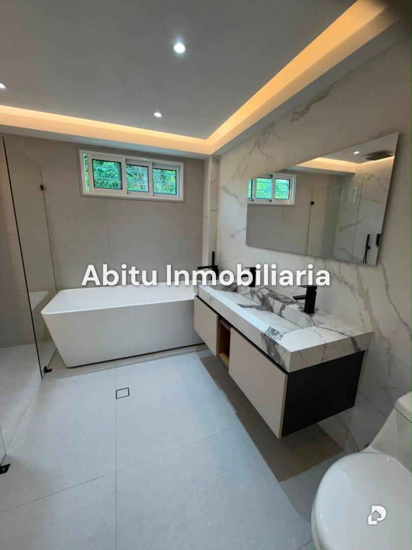 Apartamento en Lomas de Chuao, Caracas – 19