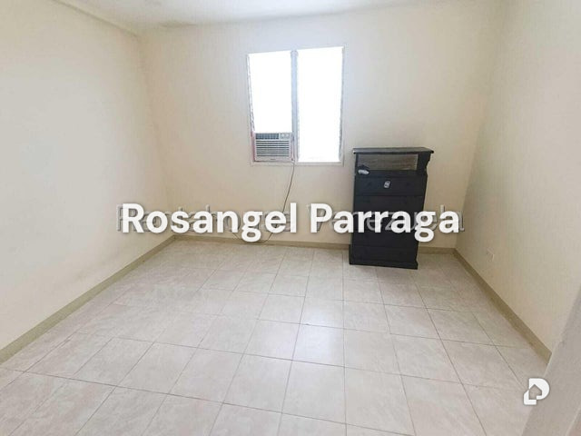 Townhouse en Flor Amarillo, Valencia – 11
