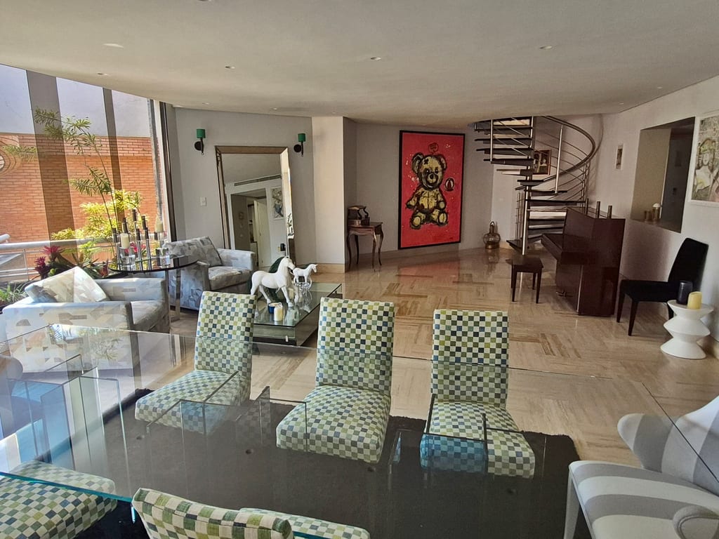 Apartamento en Campo Alegre, Caracas - 1