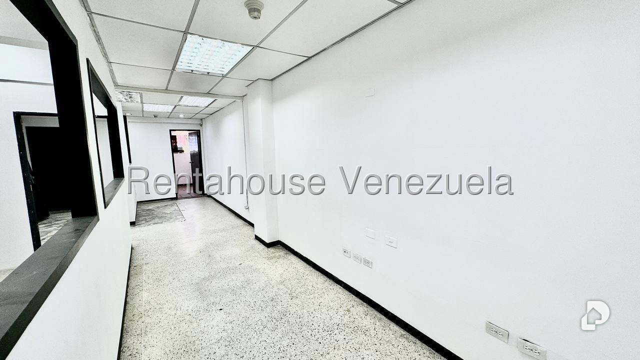 Local comercial en Bello Monte, Caracas – 10