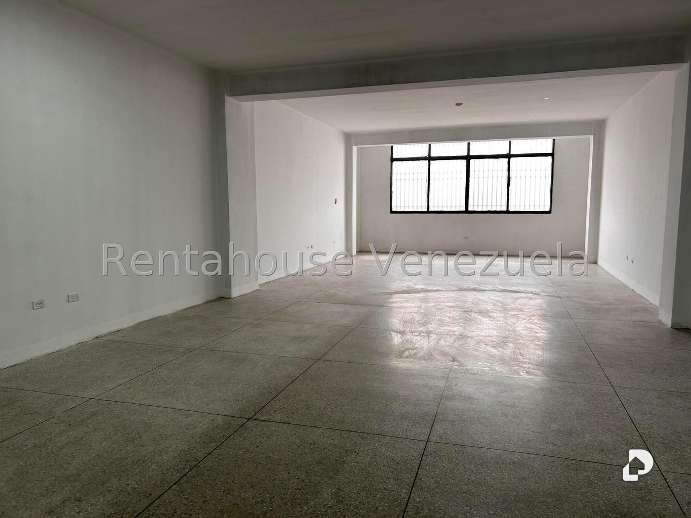 Local comercial en Catia, Caracas – 13