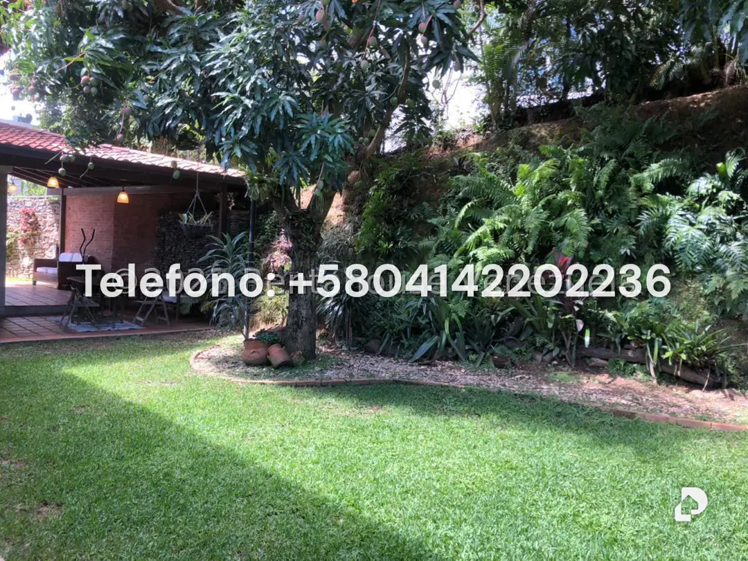 Casa en Prados del Este, Caracas – 13