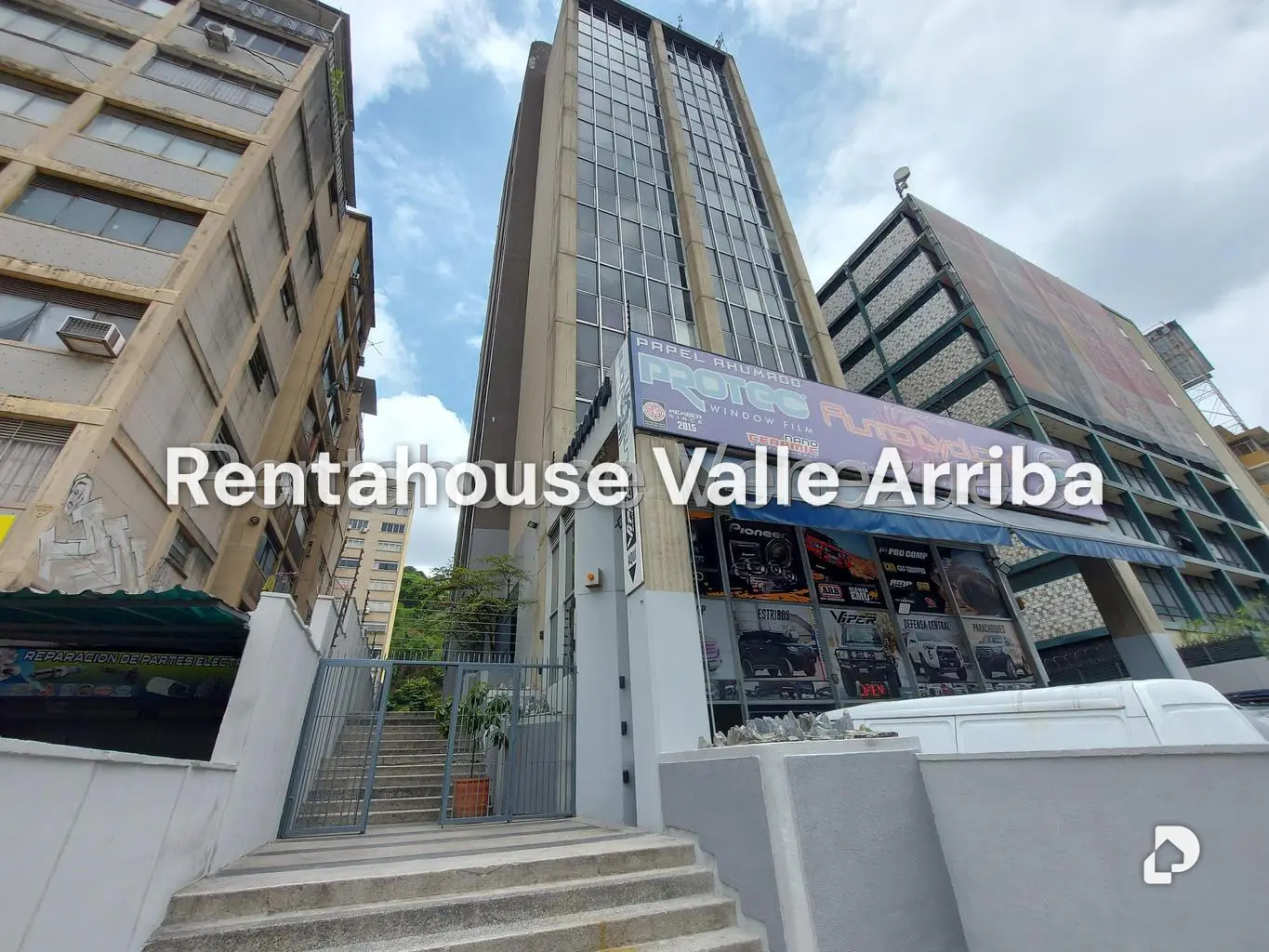 Oficina en Colinas de Bello Monte, Caracas – 25