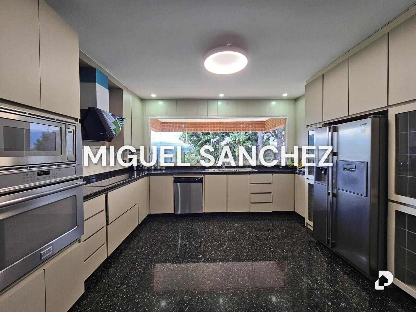 Casa en Macaracuay, Caracas – 15